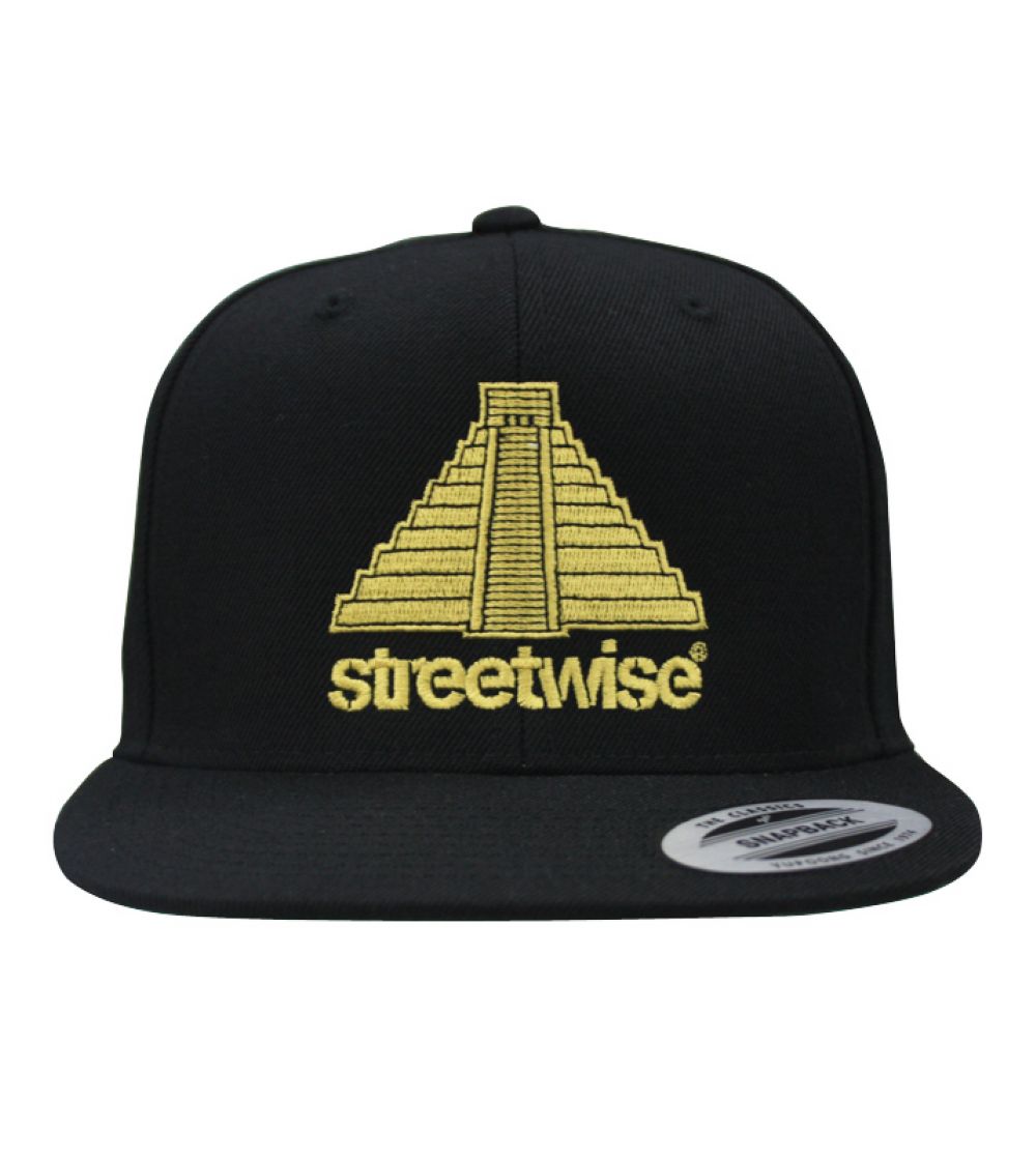 Pyramid black snap back